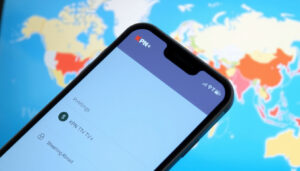 KPN TV+ app: installatie, kosten en kijken in het buitenland